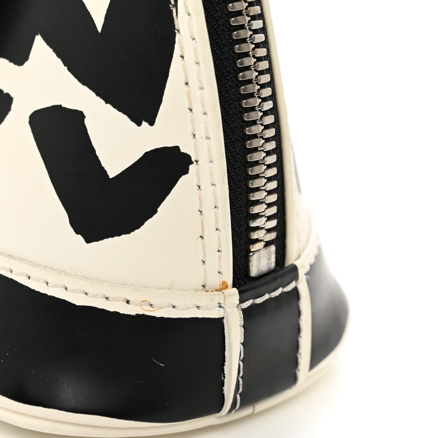 Graffiti Alma PM Black