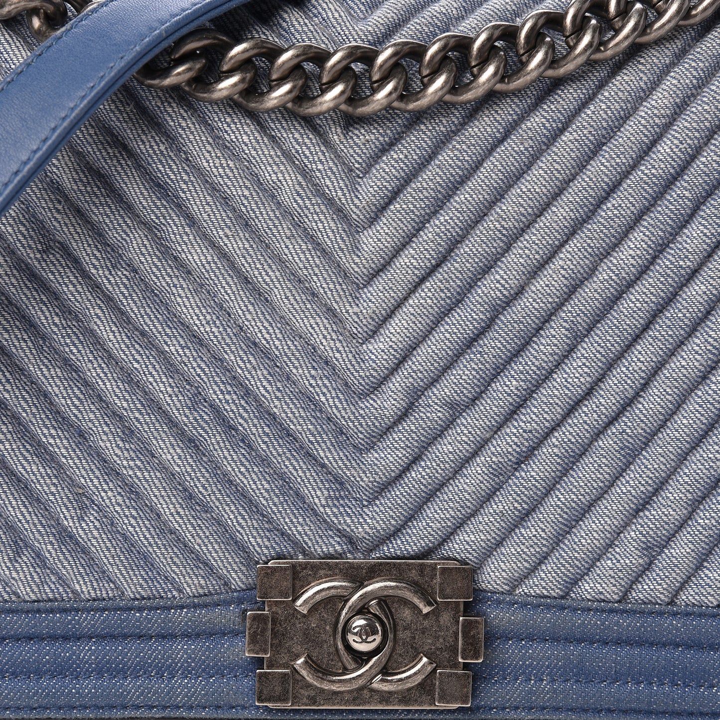Denim Chevron Quilted New Medium Boy Flap Blue