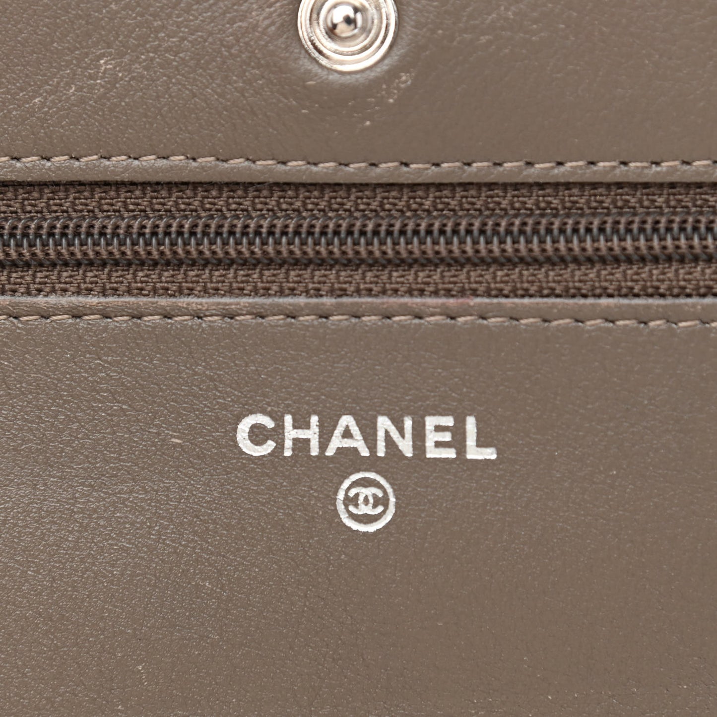 Patent Quilted Wallet On Chain WOC Brown