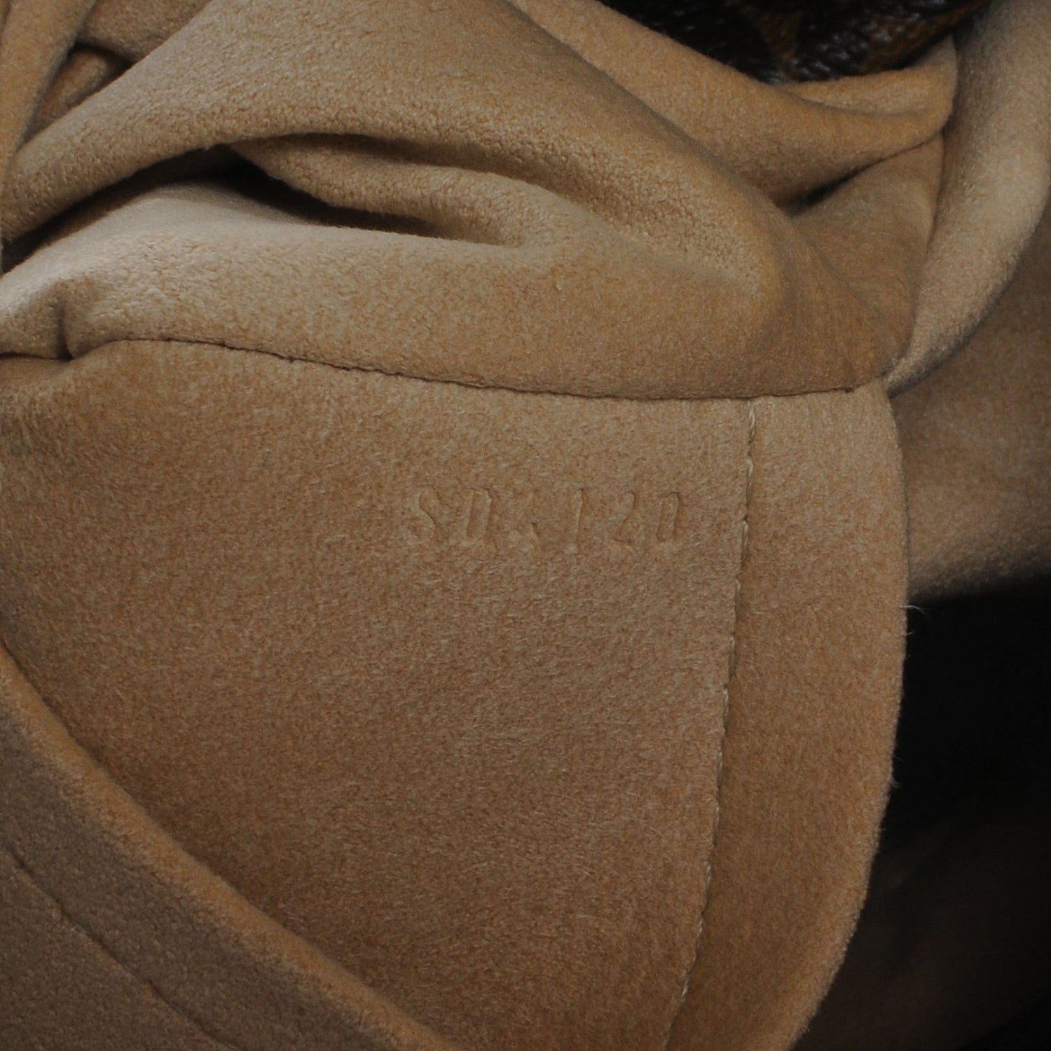 Louis Vuitton Monogram Artsy MM 6 of 7