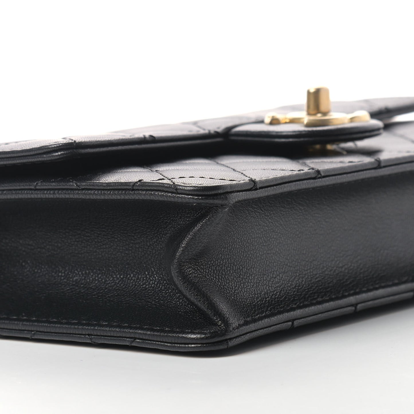 Lambskin Quilted Small Chic Pearls Flap Black