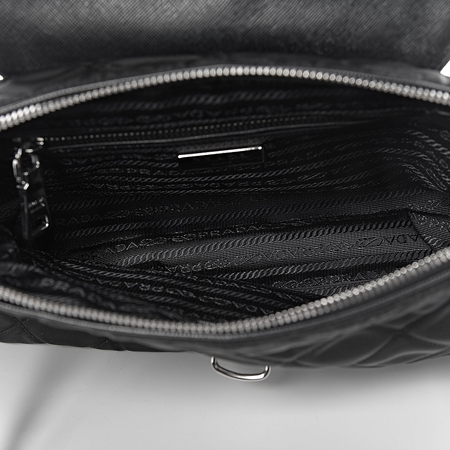 Nylon Tessuto Impuntu Quilted Flap Black
