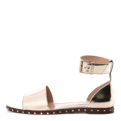 Valentino Garavani Metallic Nappa Soul Rockstud Ankle Strap Flat Sandals 38.5 Gold 1 of 7