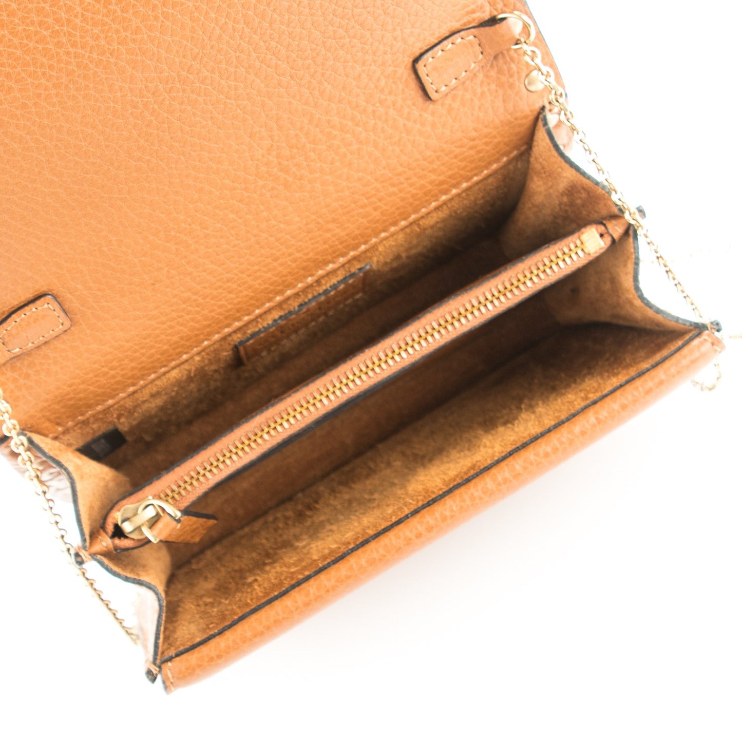 Grained Calfskin Rockstud Rolling Wallet on Chain Light Cuir