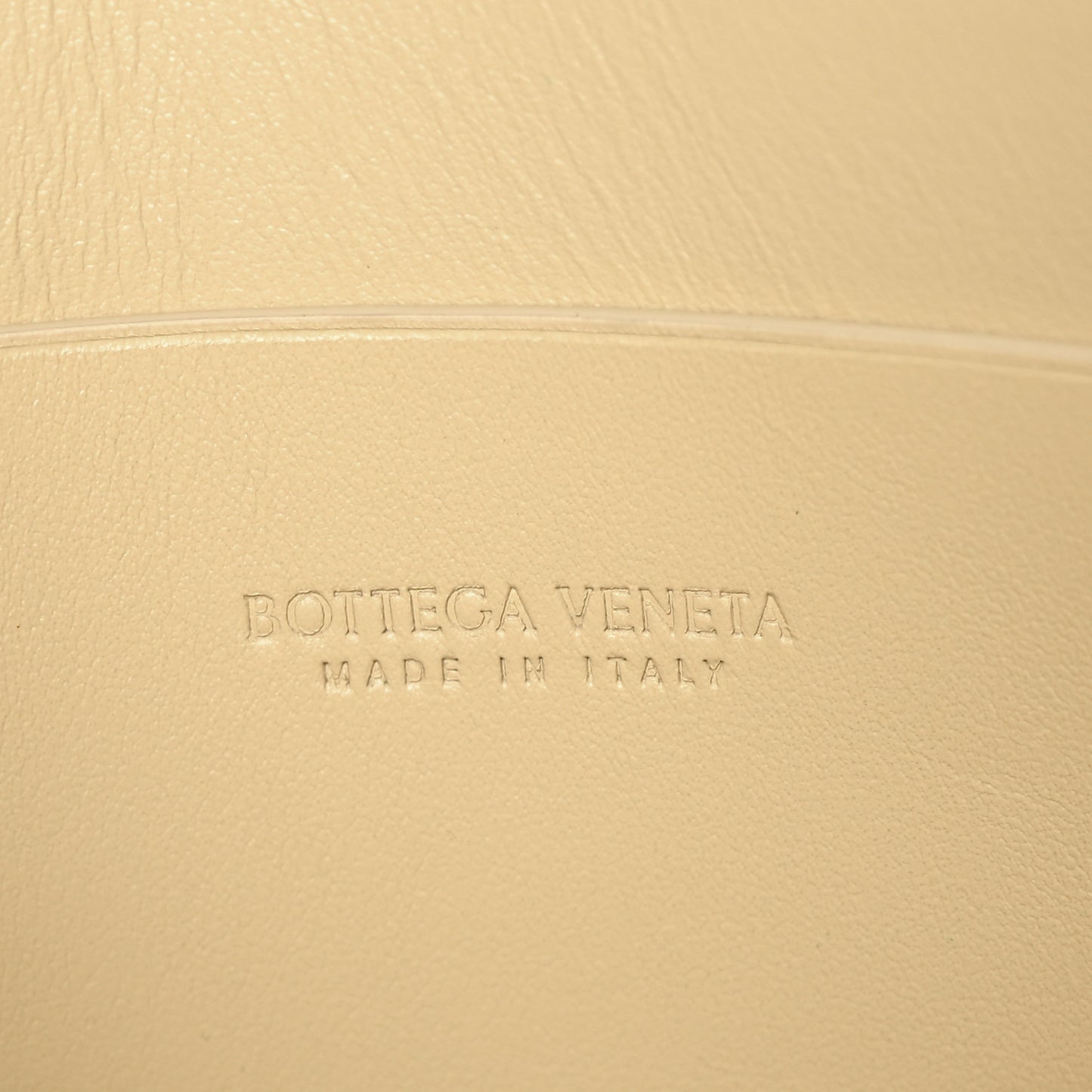 Nappa Maxi Intrecciato Medium Cassette Flat Zip Pouch Porridge