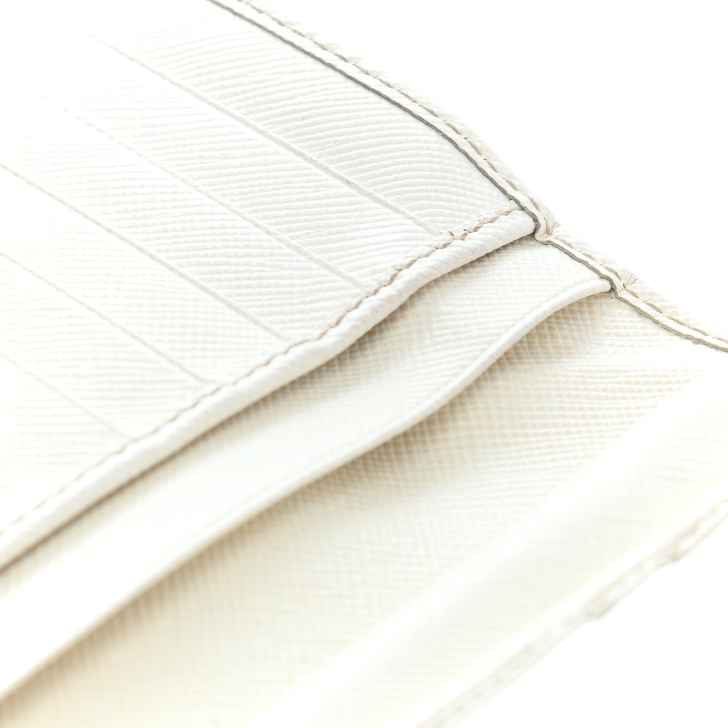Saffiano Metal Compact Wallet Talco