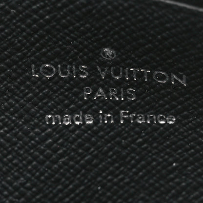 Louis Vuitton Monogram Eclipse Discovery Pochette 6 of 8
