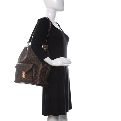 Louis Vuitton Monogram Metis 2 of 10
