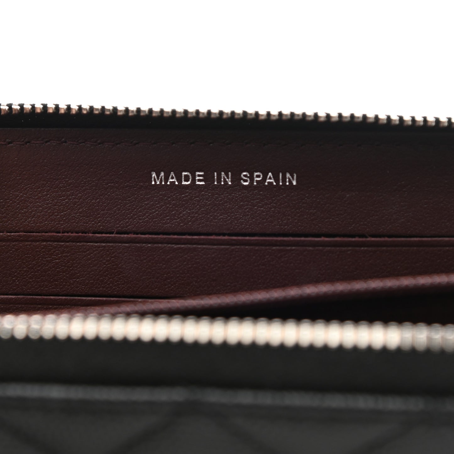 Caviar Quilted Medium Zip Around Wallet Black