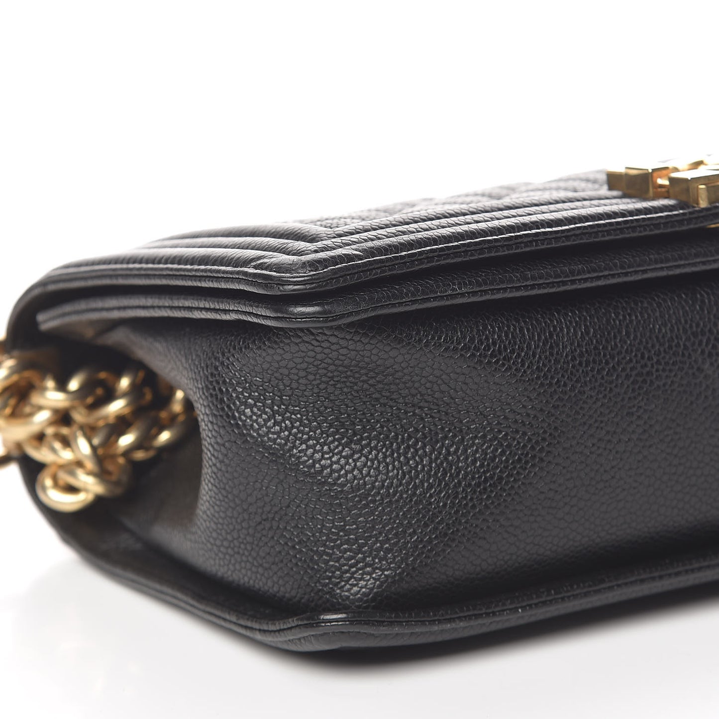 Caviar Quilted Medium Boy Flap Black