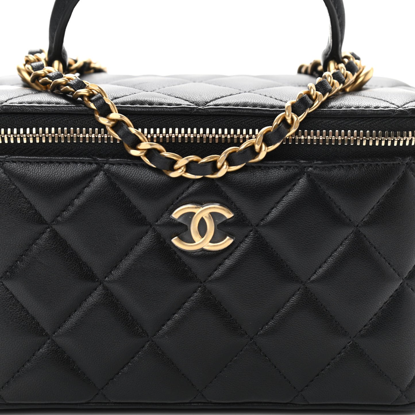 Lambskin Quilted Small Top Handle Vanity Case With Chain Black