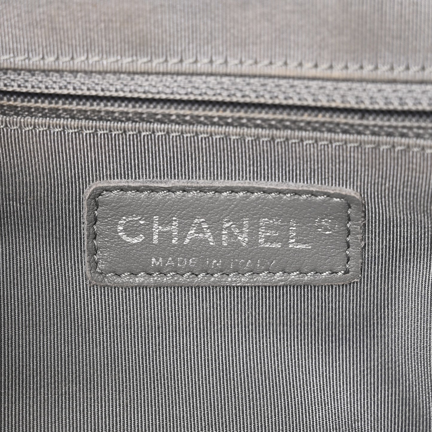 Washed Lambskin Quilted Medium Chain Around Messenger Brown
