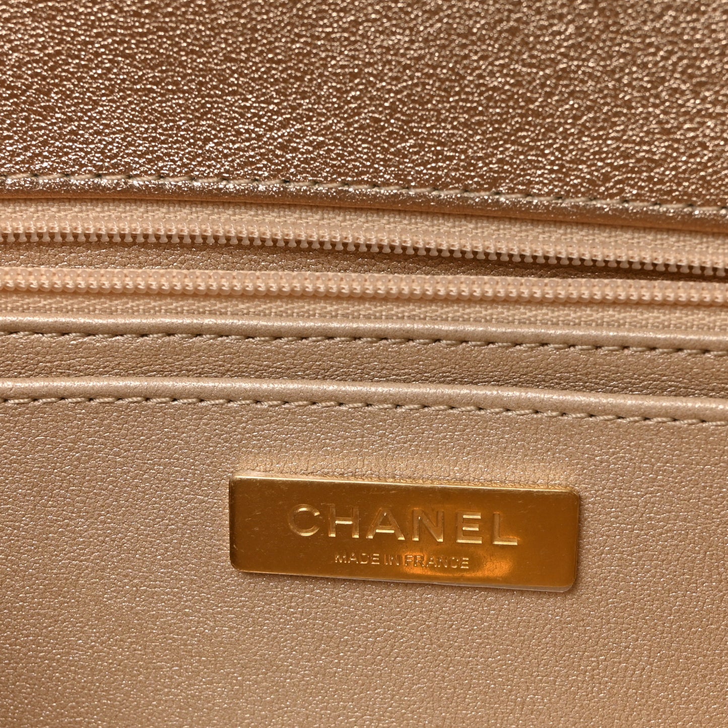 Metallic Mirror Calfskin Large Top Handle Clutch With Chain Light Gold