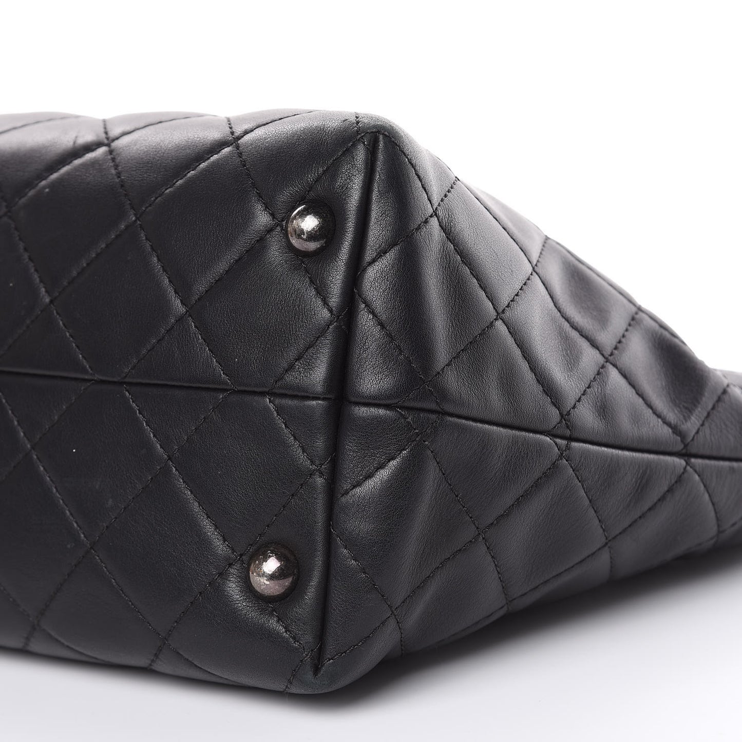 Calfskin Quilted Small Shopping In Chains Tote Black