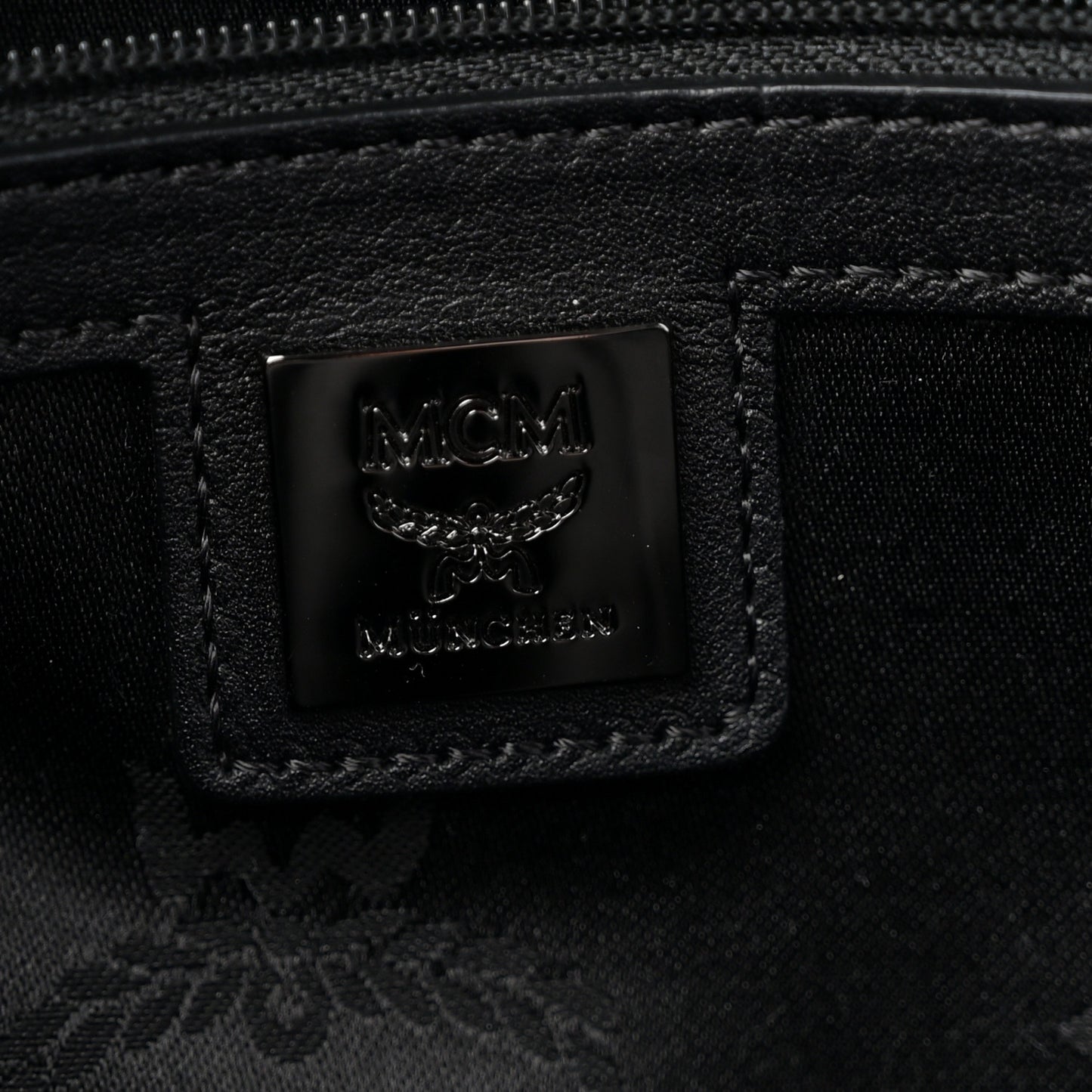 Visetos Medium Sprinkle Stud Stark Backpack Black