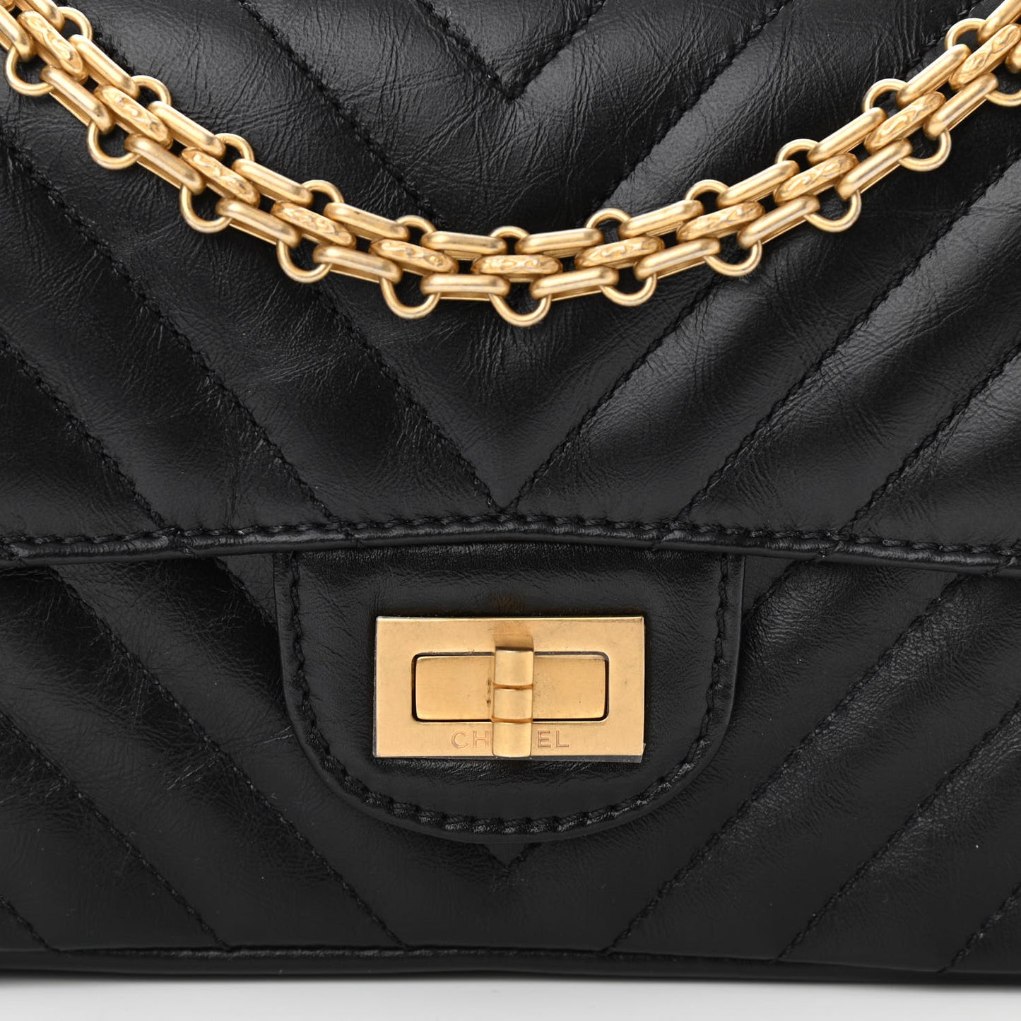 Aged Calfskin Chevron Quilted 2.55 Reissue Mini Flap Black