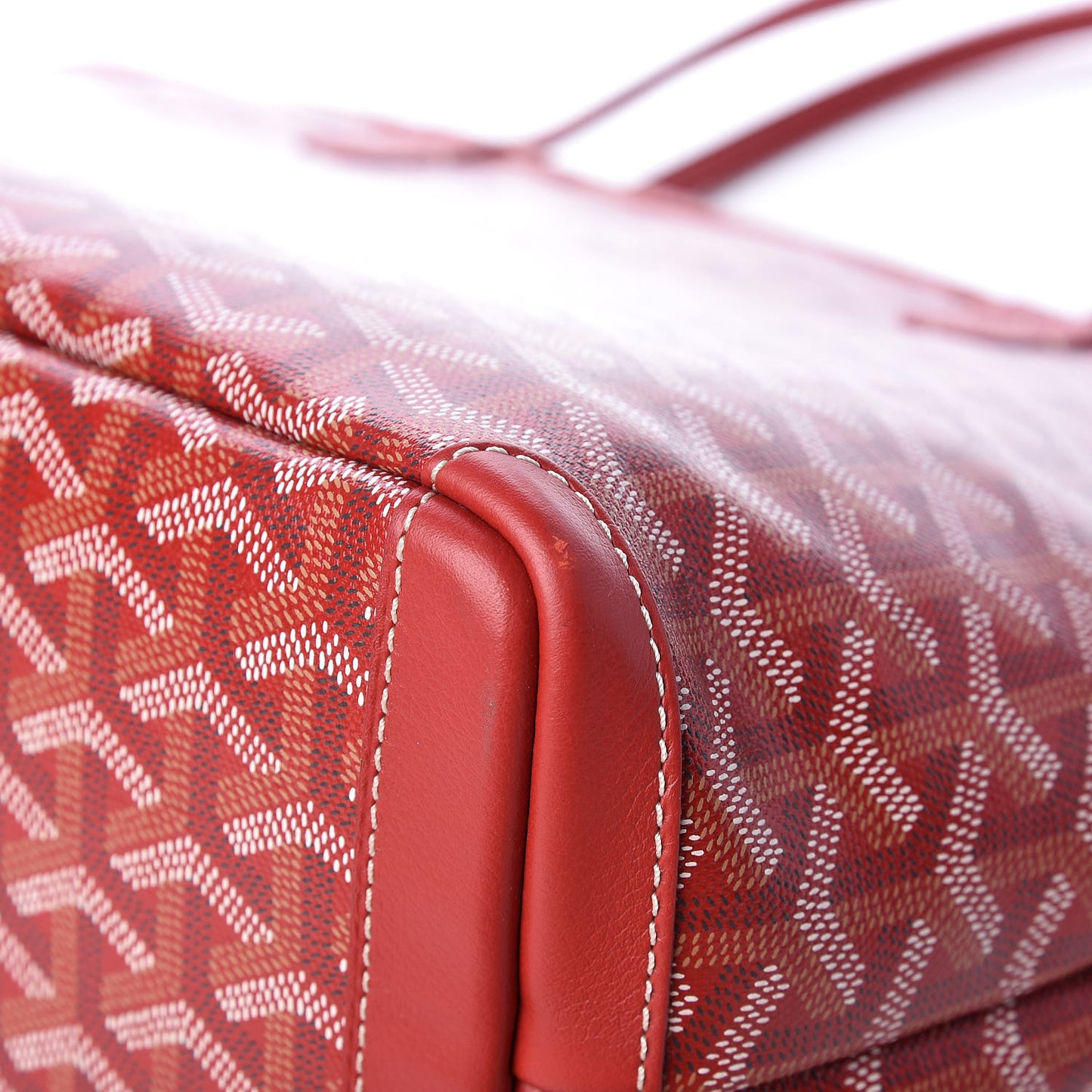 Goyardine Artois PM Red