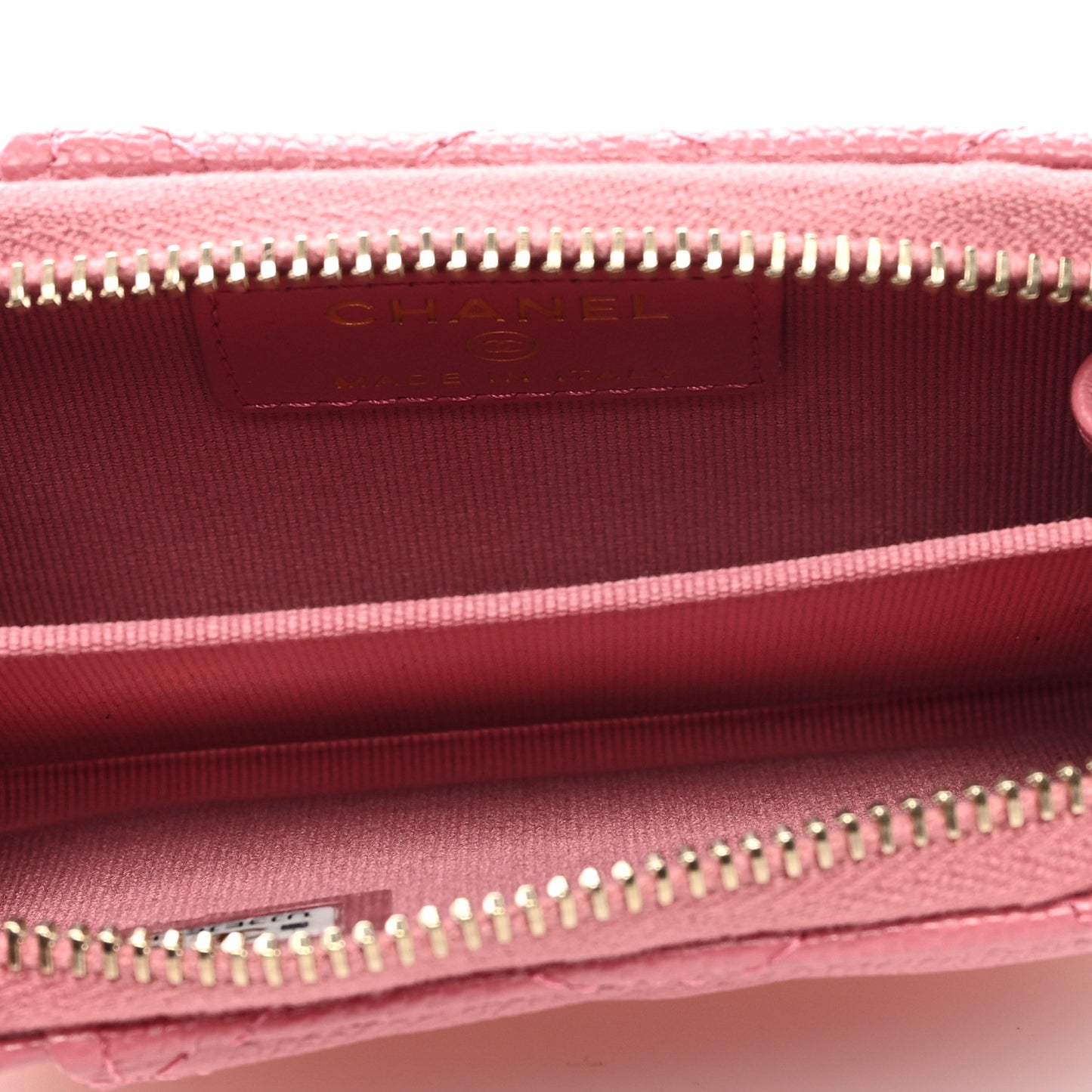 Caviar Quilted Zip Card Holder Pink
