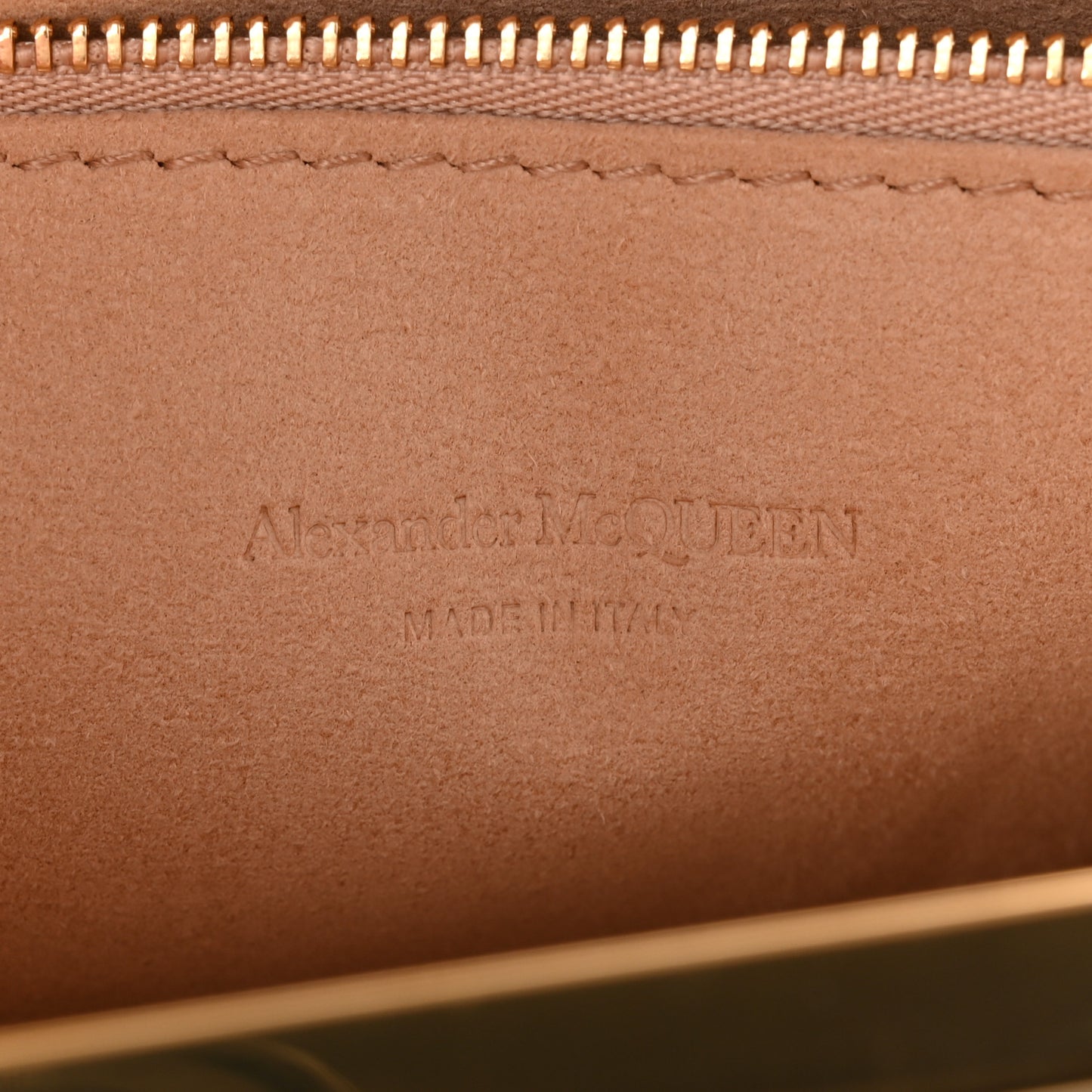 Calfskin Crocodile Embossed Knuckle Flat Clutch Black Gold