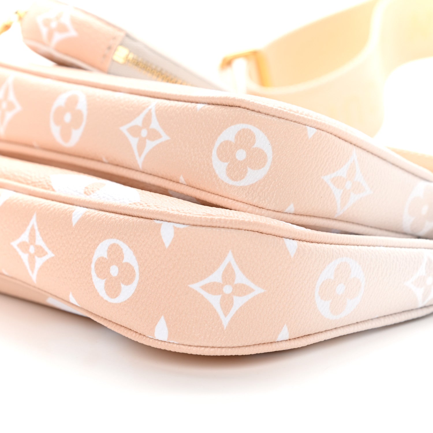 Louis Vuitton Monogram Giant By The Pool Multi Pochette Accessories Brume 8 of 8