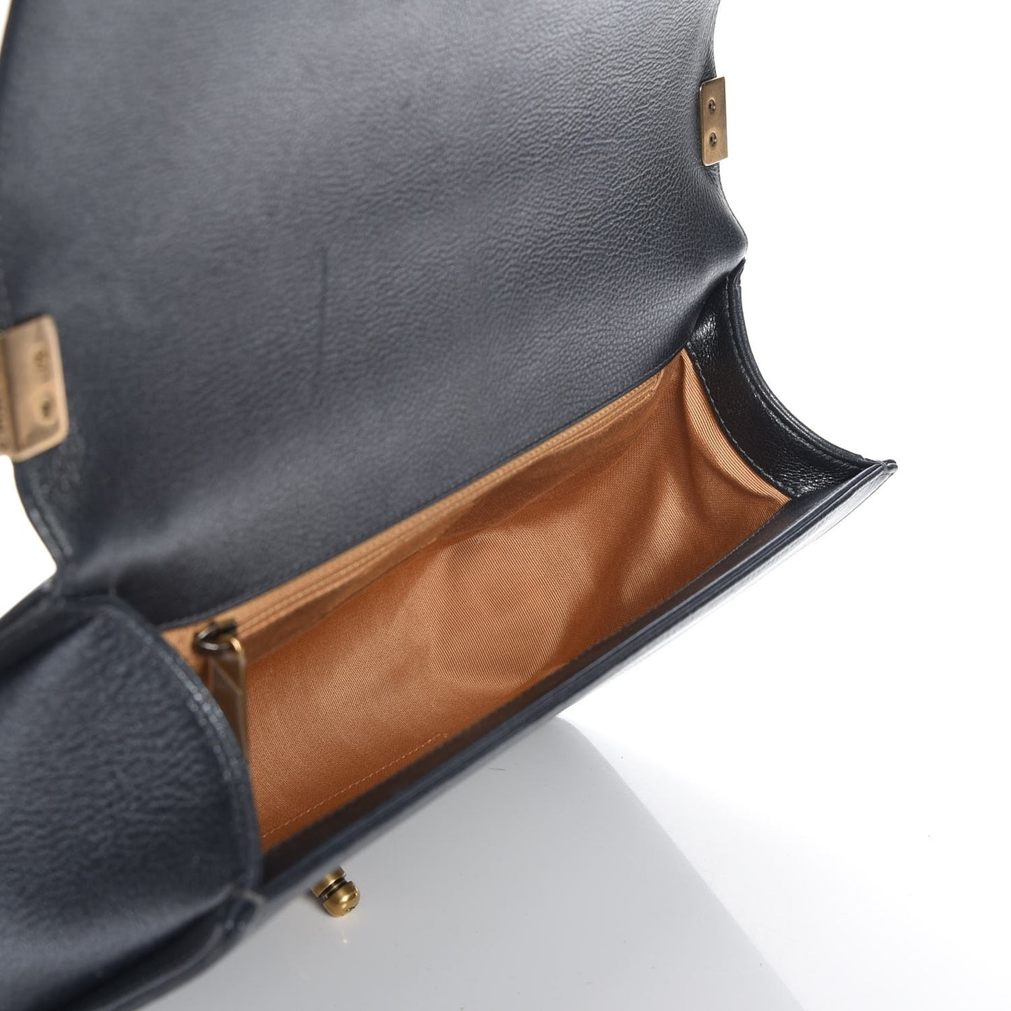 Pearl Caviar Quilted New Medium Boy Flap Charcoal