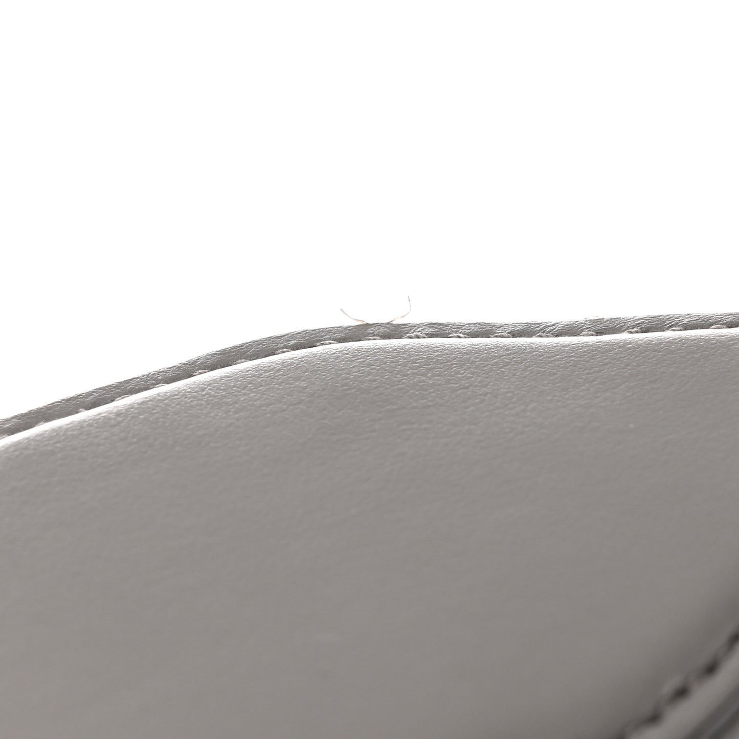Calfskin GG Matelasse Small Slim Chain Shoulder Bag Dusty Grey Natural