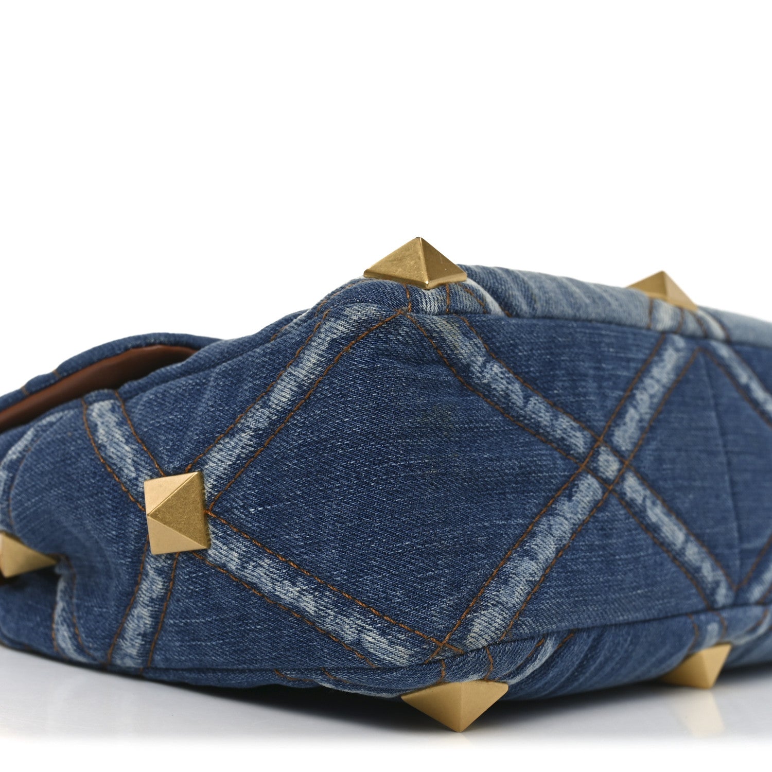 Valentino Garavani Denim Large Roman Stud Shoulder Bag Light Denim Selleria 8 of 9