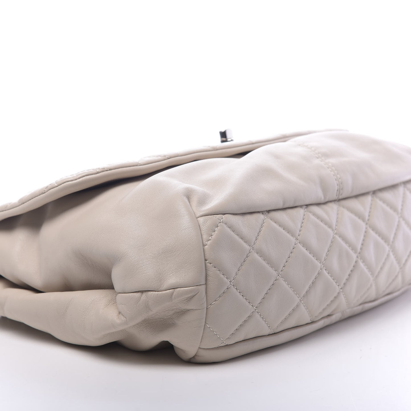 Calfskin Quilted Large Trianon Messenger Flap Light Beige