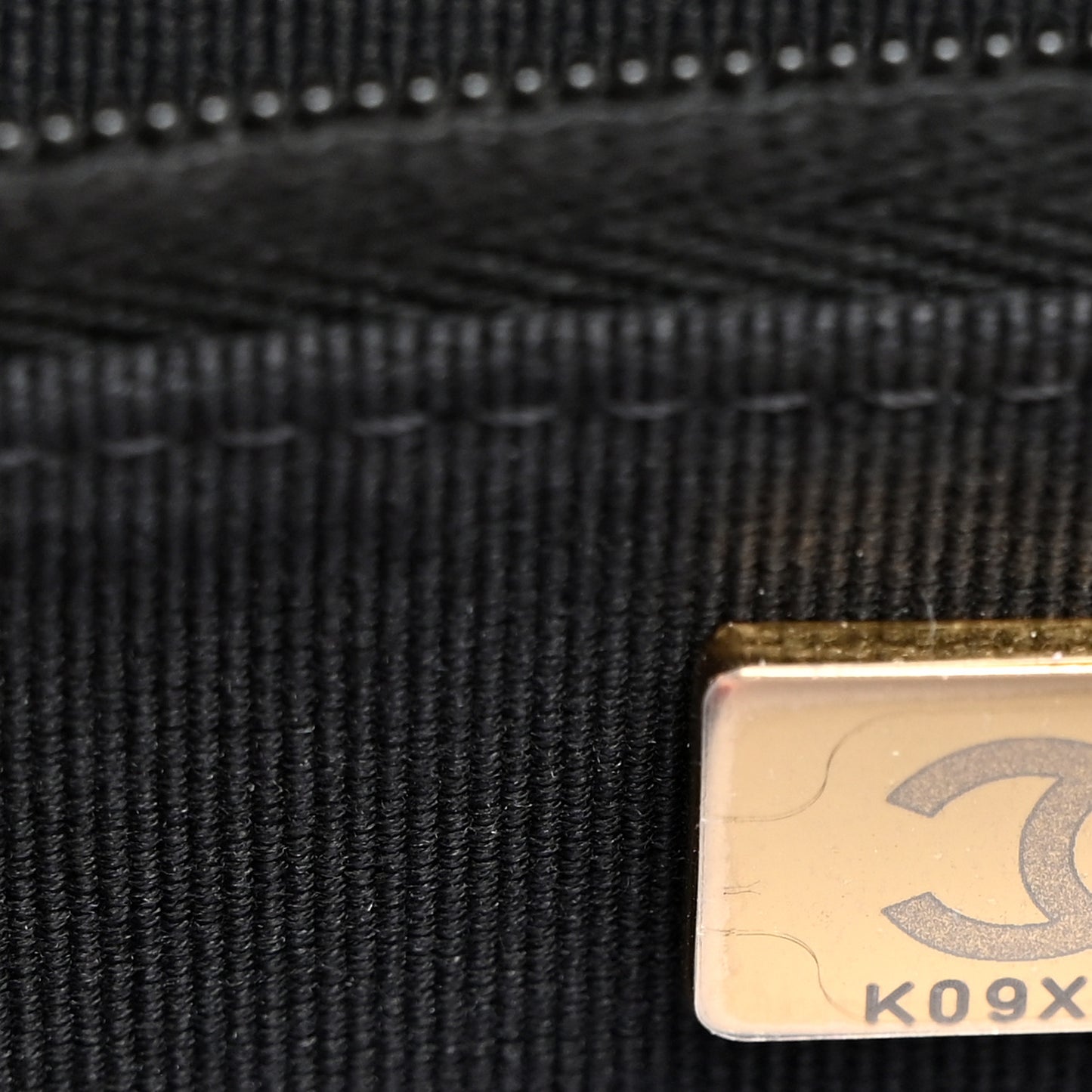 Tweed Sequin Quilted Wallet On Chain WOC Black White