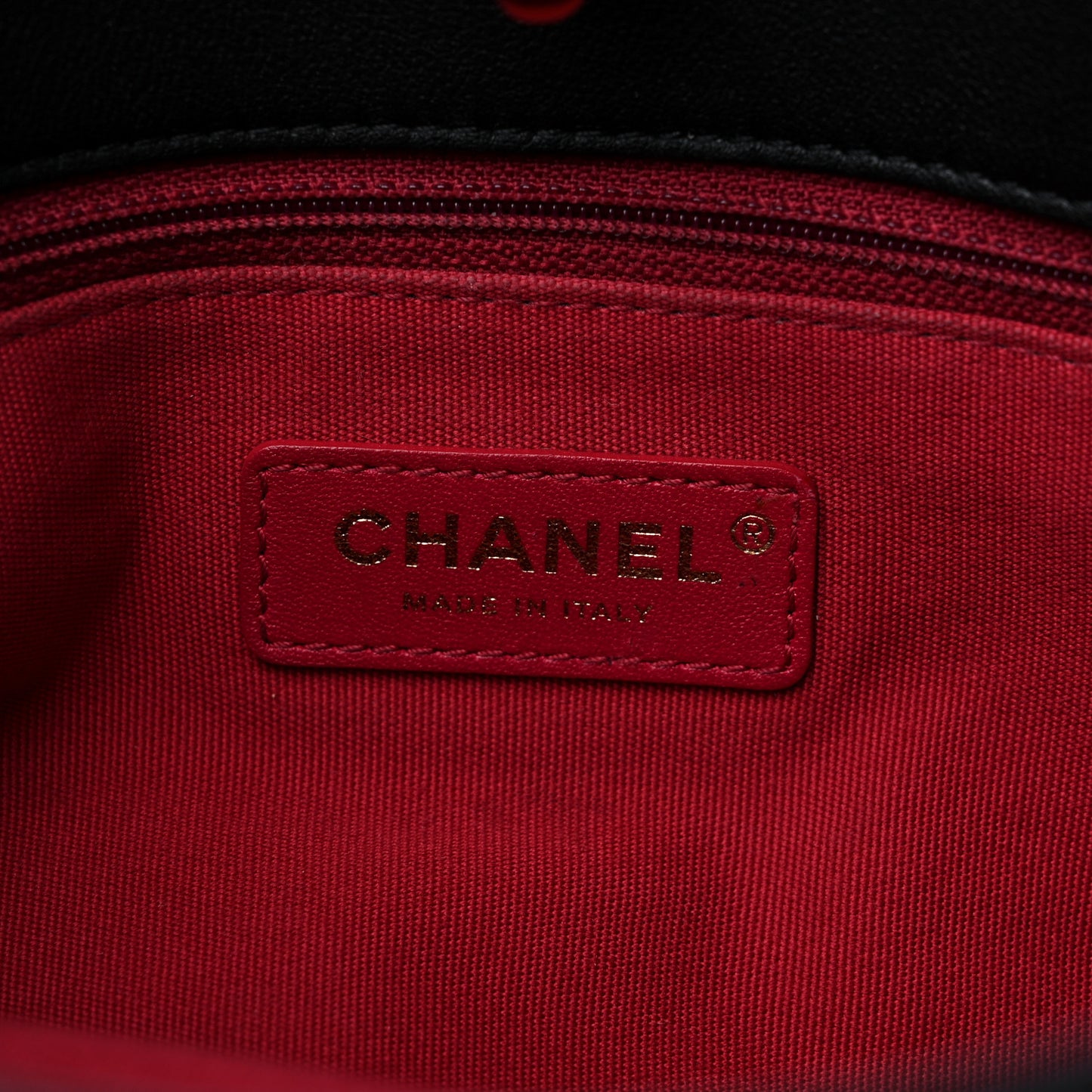 Calfskin Stitched Medium Shopping Tote Black