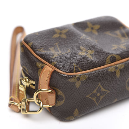 Louis Vuitton Monogram Wapity 9 of 10