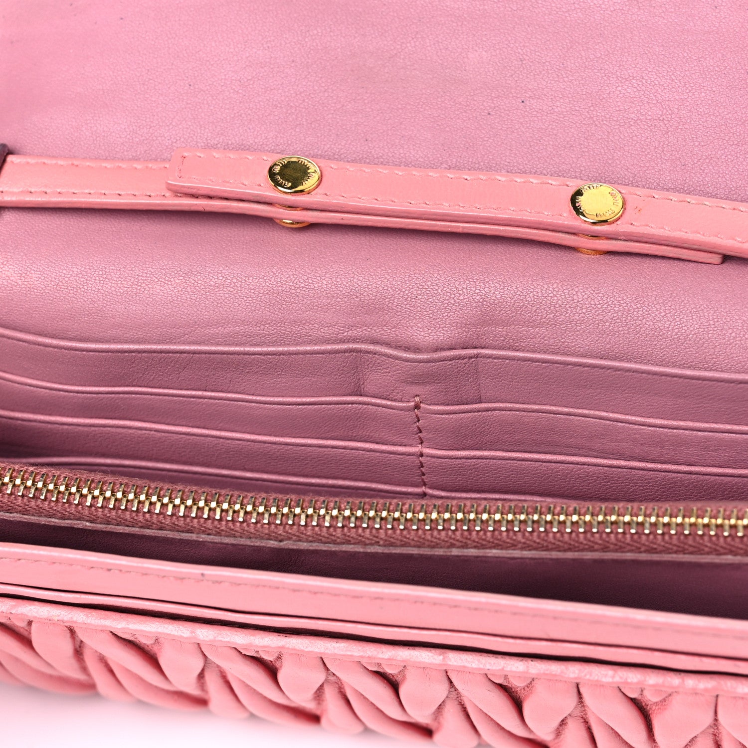 Miu Miu Nappa Matelasse Bicolor Wallet On Chain Loto Orchide 10 of 20