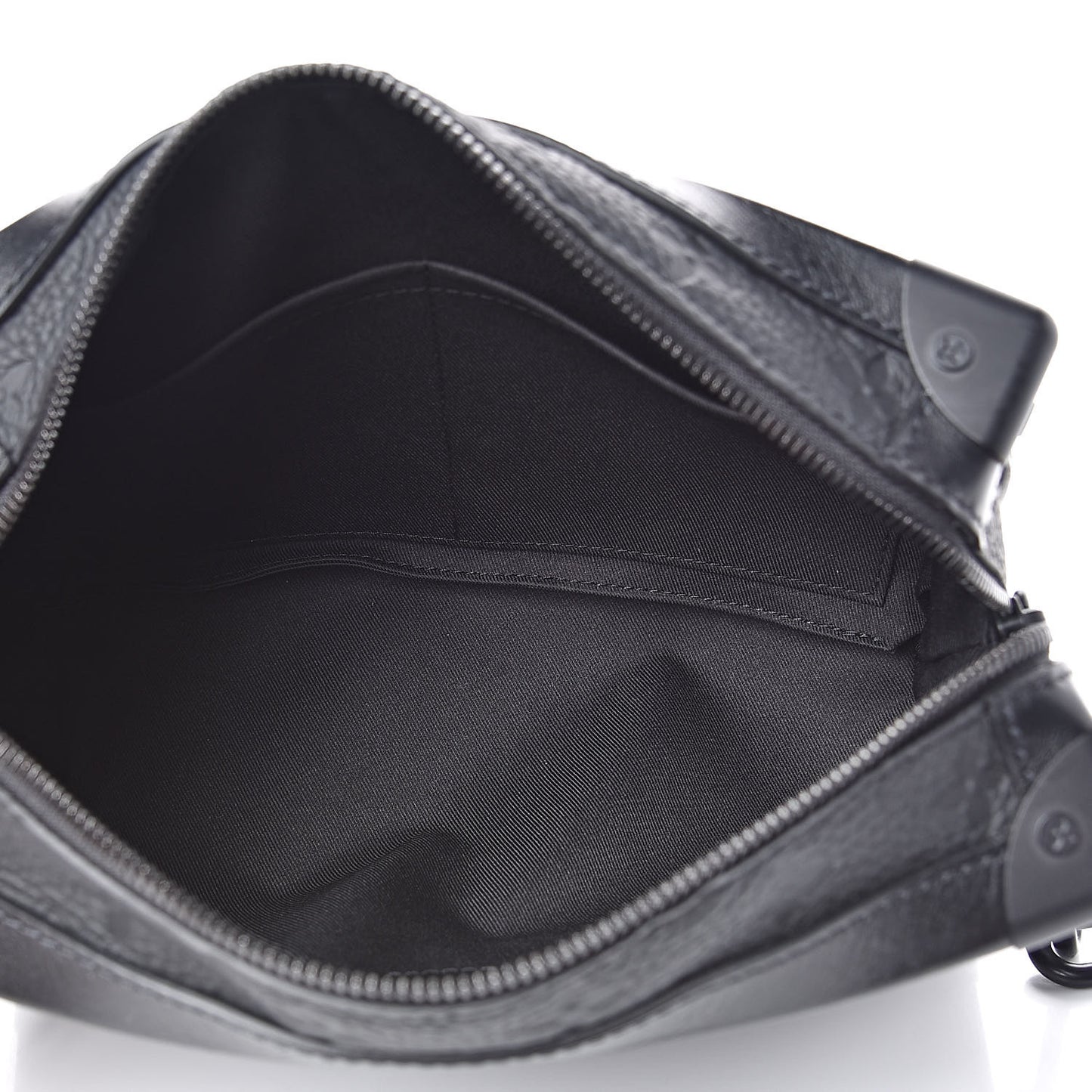 Taurillon Monogram Soft Trunk Black