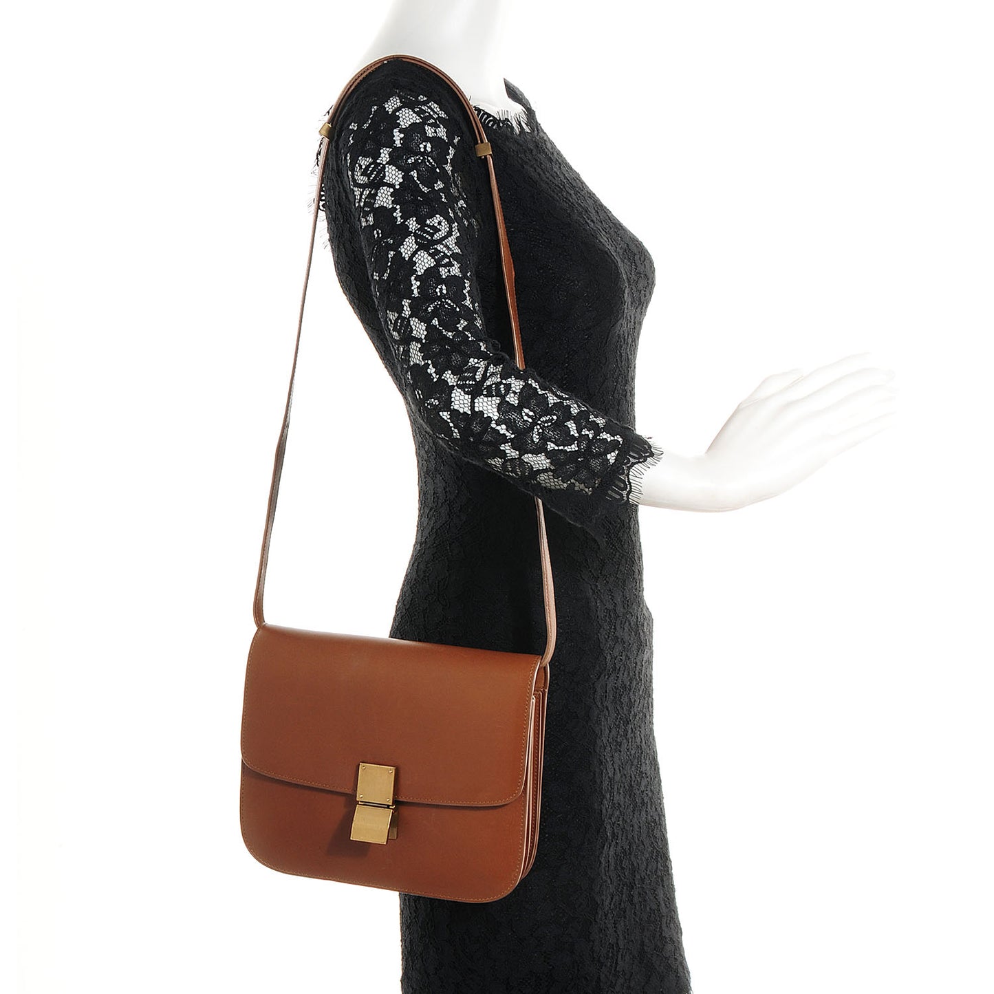 Smooth Calfskin Medium Classic Box Flap Bag Camel