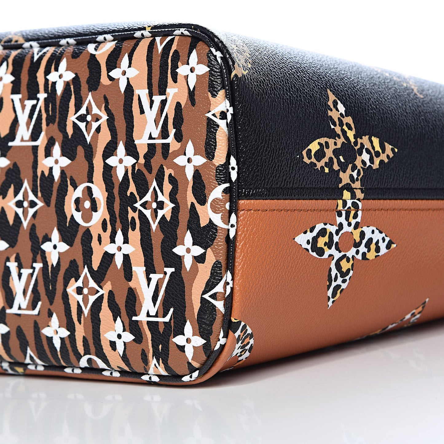 Monogram Giant Jungle Neverfull MM Black
