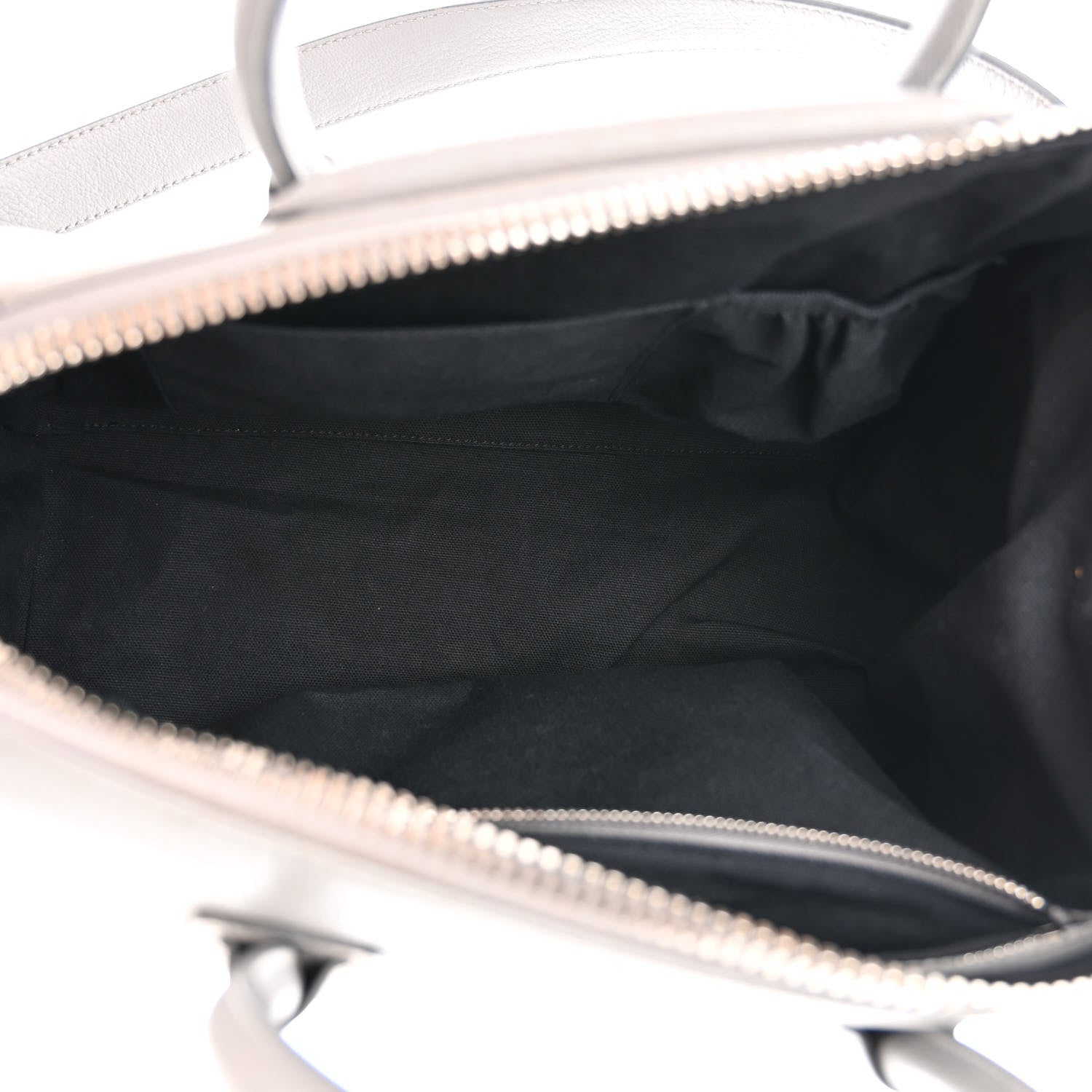 Givenchy Sugar Goatskin Medium Antigona Pearl Grey 5 of 15