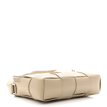 Bottega Veneta Maxi Intrecciato Cassette Bag Taupe 3 of 8