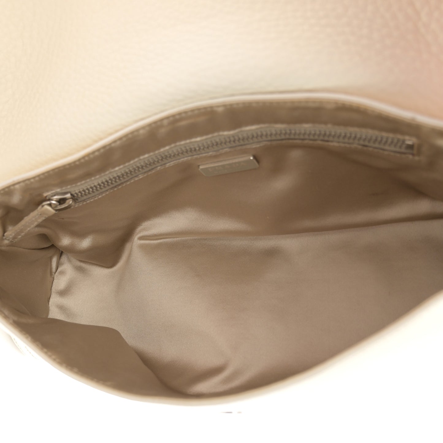 Vitello Daino Swing Flap Shoulder Bag White
