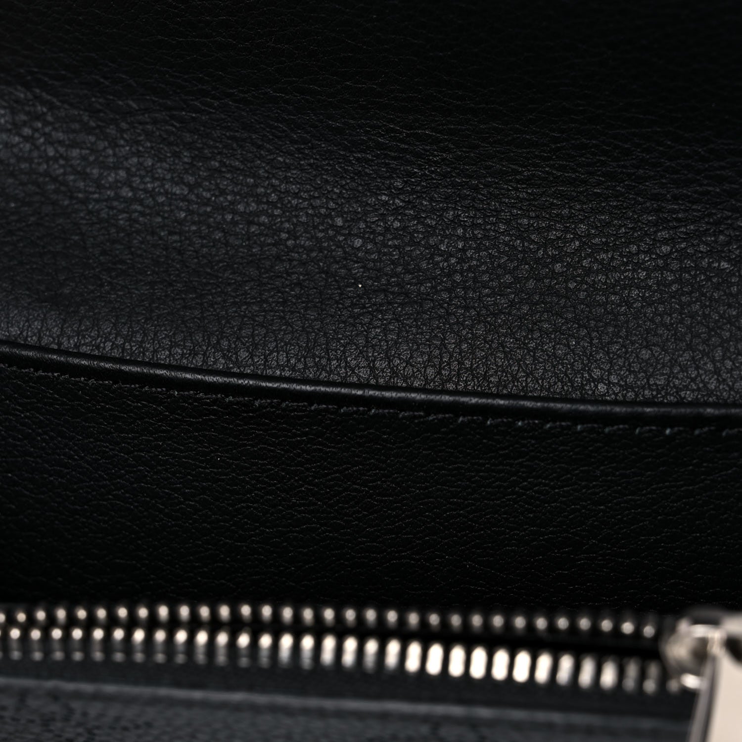 Louis Vuitton Mahina Anae Coin Purse Black 7 of 9