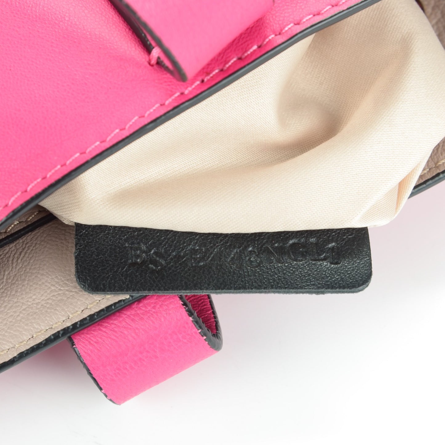 Nappa Medium Rockstud Soft Tote Pop Fuxia