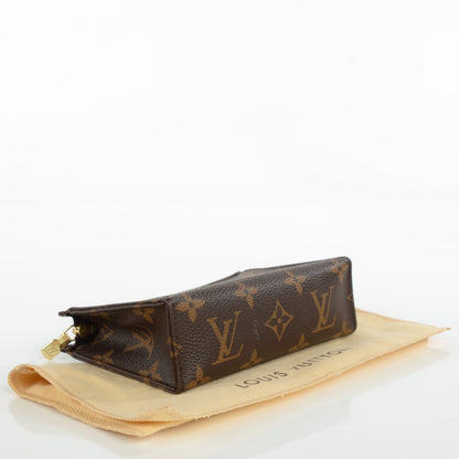 Louis Vuitton Monogram Toiletry Pouch 15 4 of 7