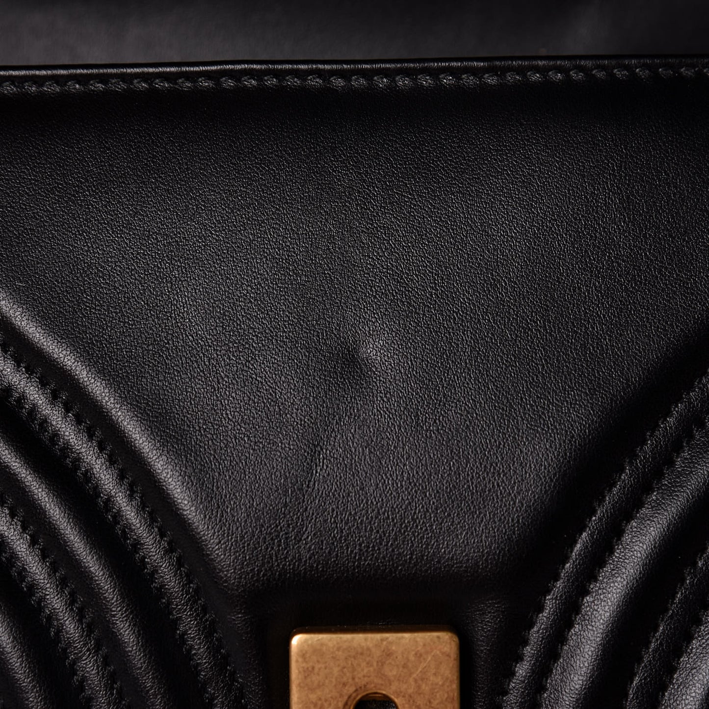 Calfskin Matelasse Small GG Marmont Shoulder Bag Black