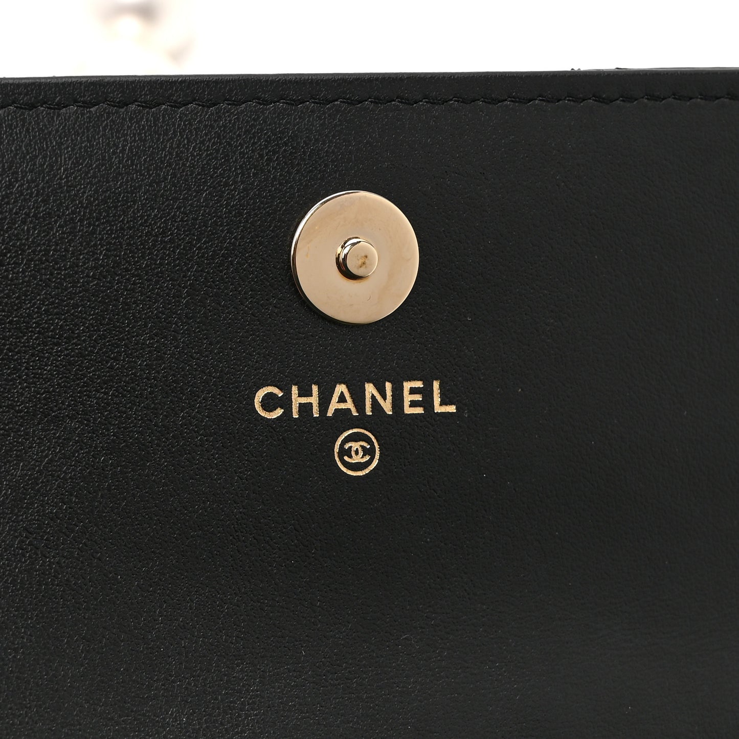 Calfskin Quilted Maxi Pearls Clutch With Chain Black