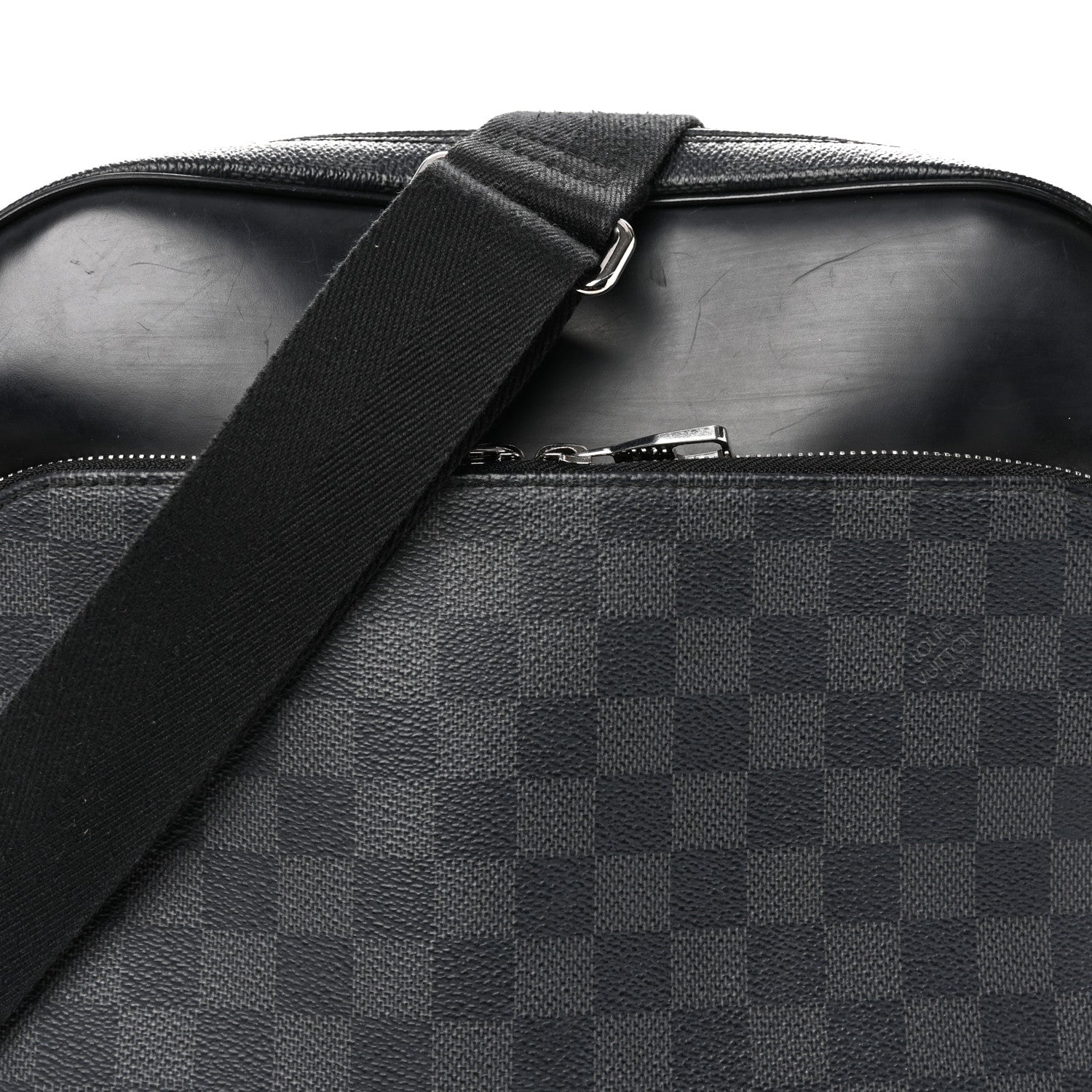 Louis Vuitton Damier Graphite Dayton Reporter PM 8 of 12
