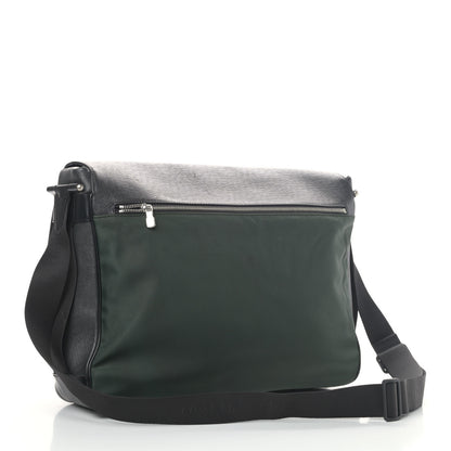 Louis Vuitton Taiga Dersou Messenger Bag Epicea 2 of 6