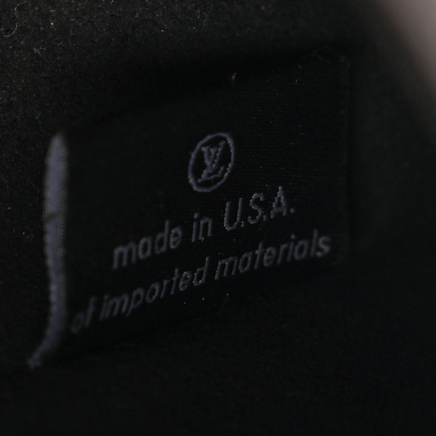 Reverse Monogram Pochette Metis