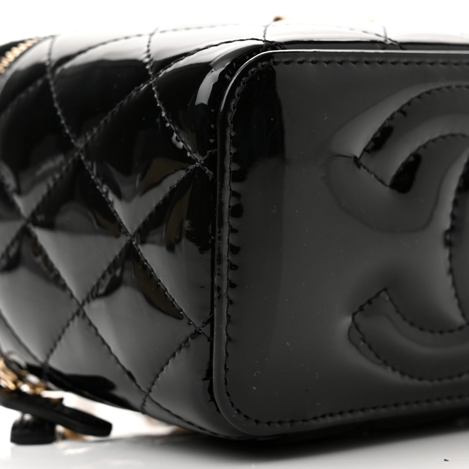 Chanel Patent Quilted Pick Me Up Vanity Case Black 9 of 11