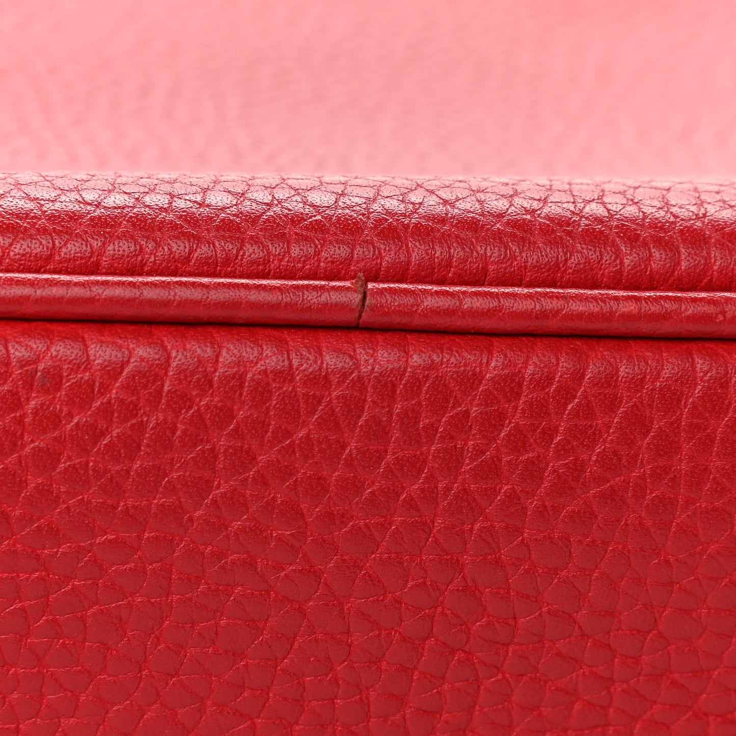 Pebbled Calfskin Small Soho Disco Bag Tabasco Red