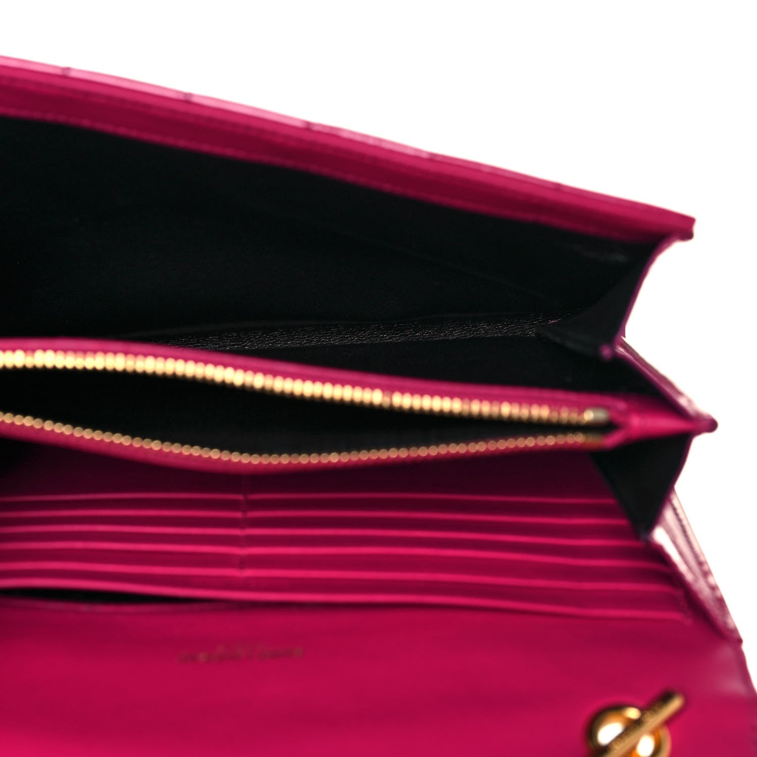 Saint Laurent Patent Matelasse Monogram Small Vicky Chain Bag Bubblegum 5 of 12