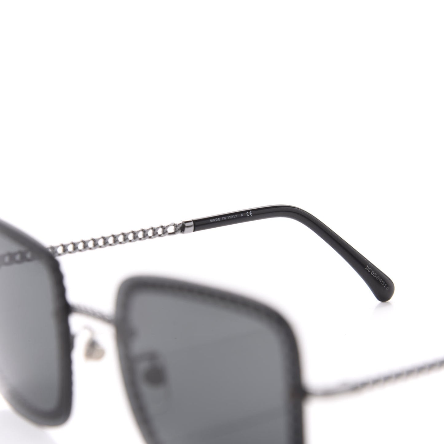Square Removable Chain Pearl Sunglasses 4244 Black